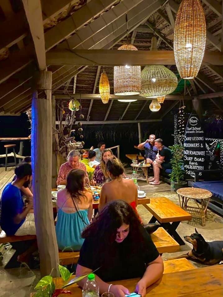 Backpack Beach Hostel & Reggae Bar Boossa ภายนอก รูปภาพ